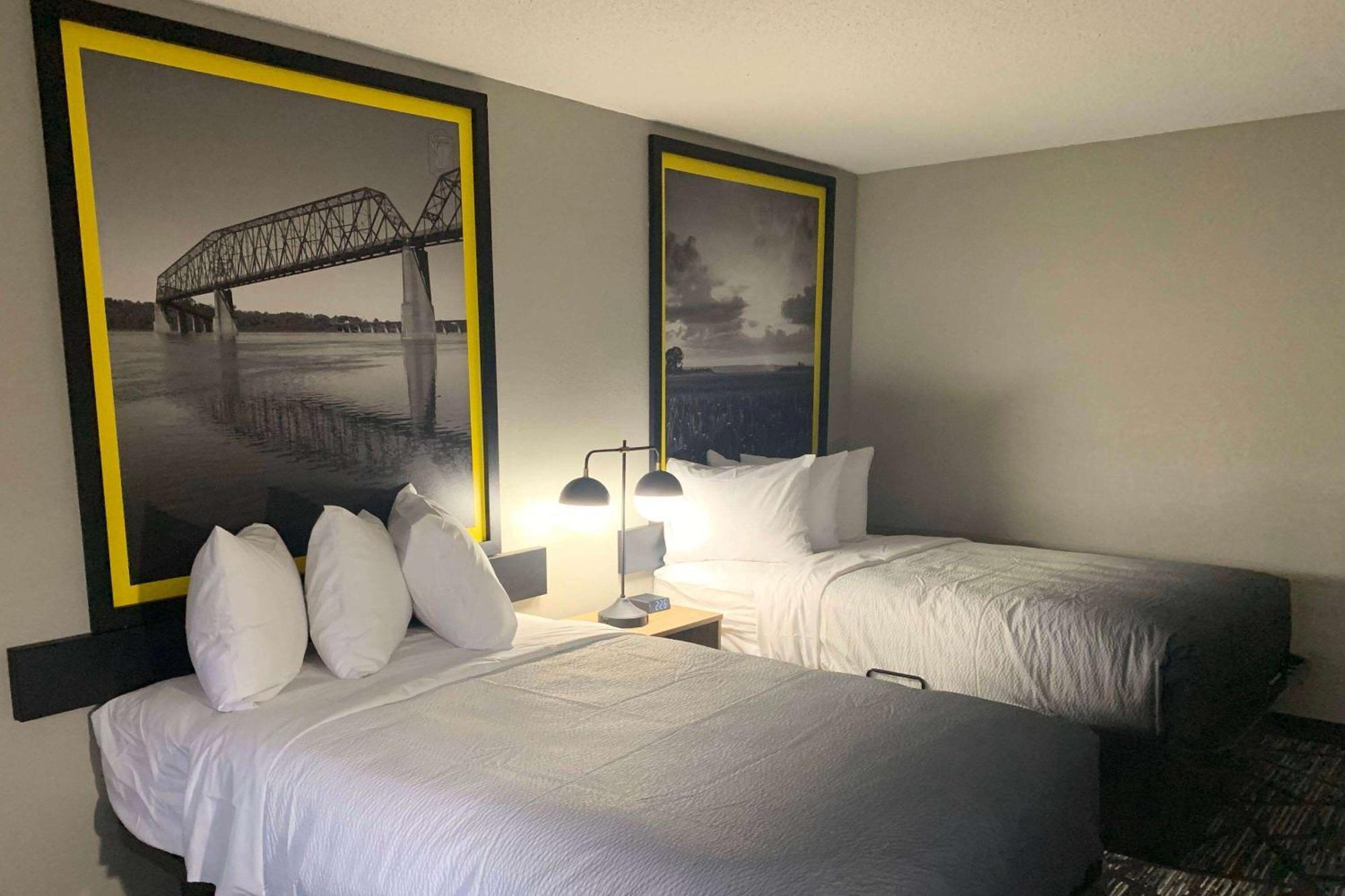Super 8 By Wyndham Kirksville-University Area 外观 照片