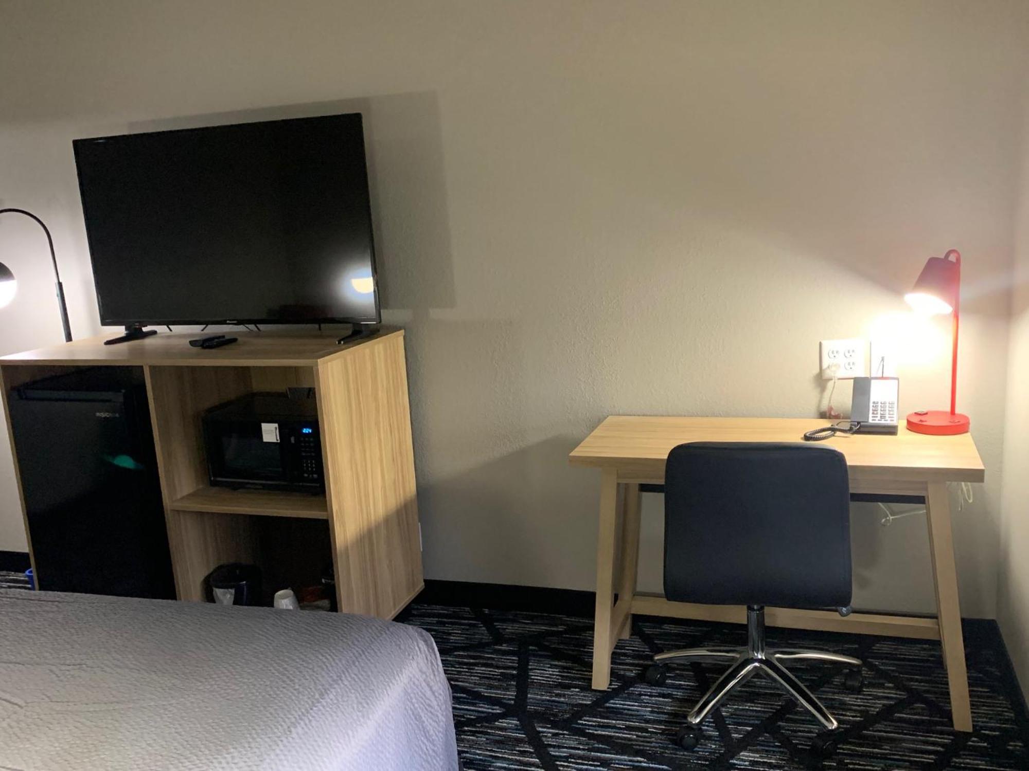 Super 8 By Wyndham Kirksville-University Area 外观 照片